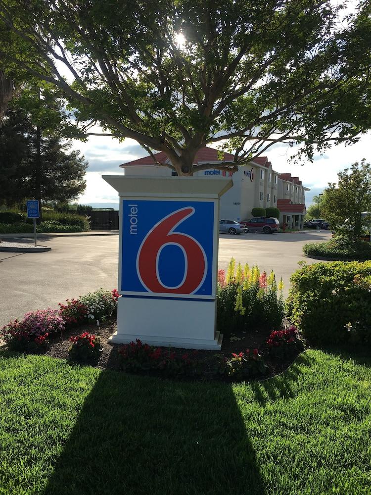 Motel 6-Dixon, Ca Eksteriør billede